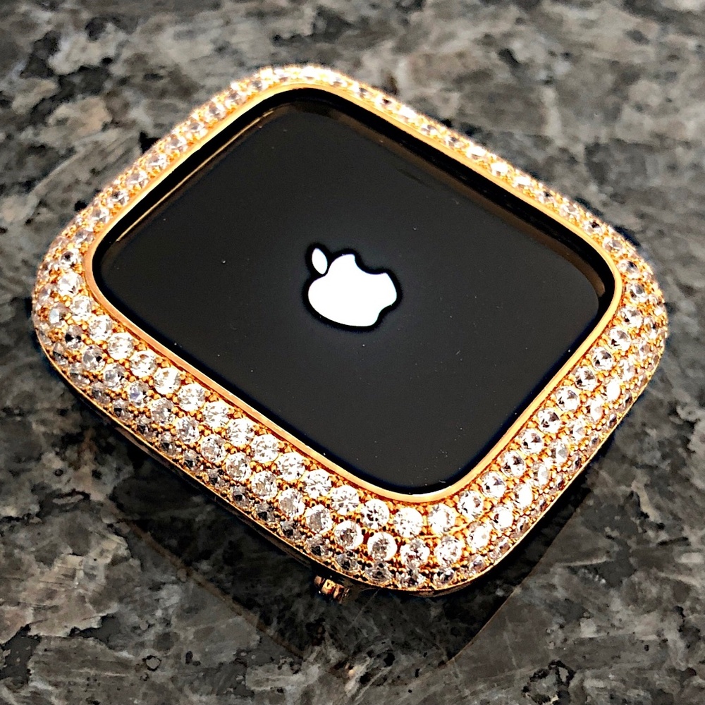 Apple Watch bezel case in Yellow gold with lab diamonds